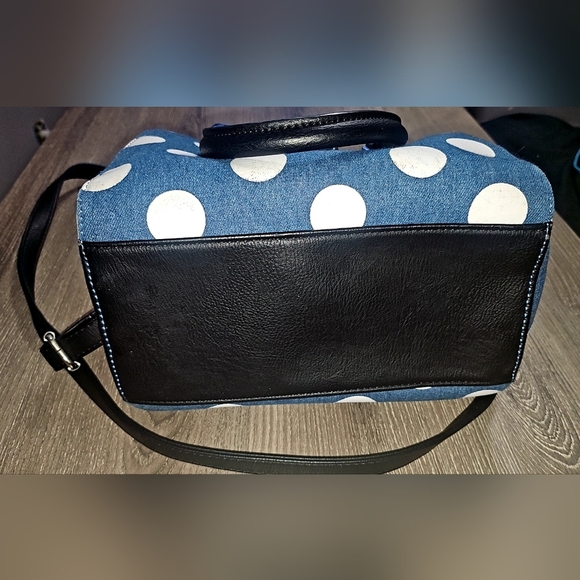 Disney Loungefly Minnie Mouse Denim Polka Dot Purse With Matching Zip Wallet - Picture 6 of 13
